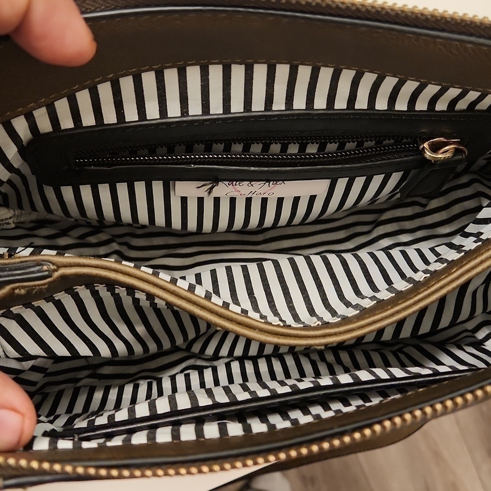 Kate & Alex Shoulder Purse - Picture 6 of 7